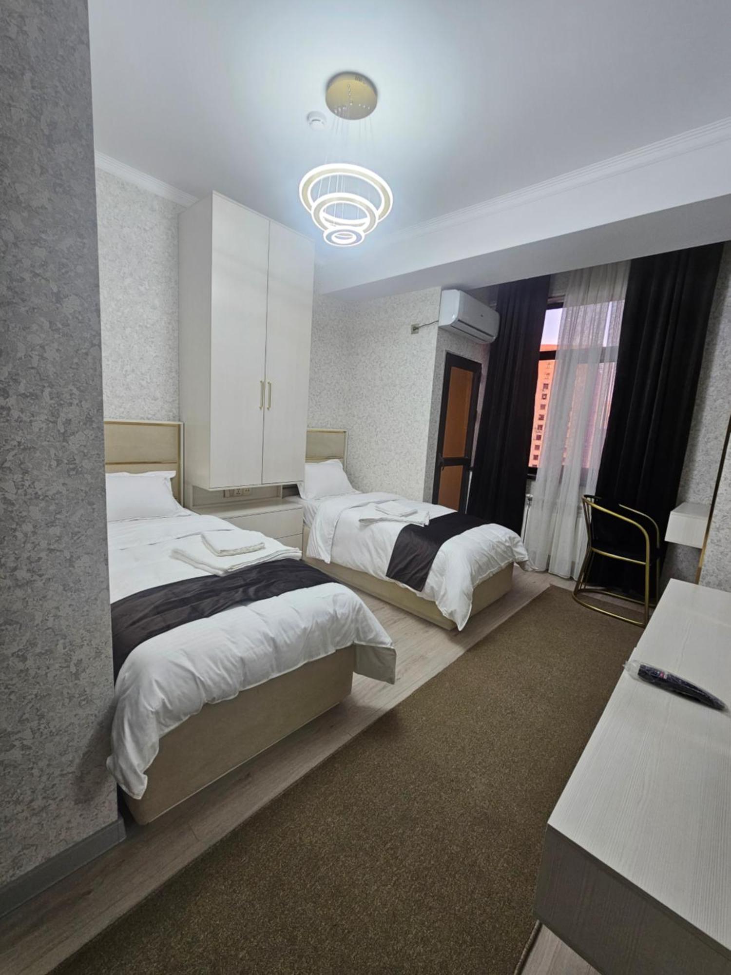 Baland Hotel Душанбе Екстер'єр фото