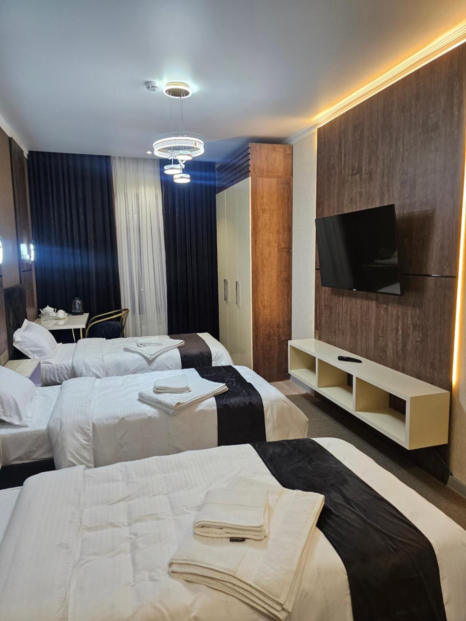 Baland Hotel Душанбе Екстер'єр фото