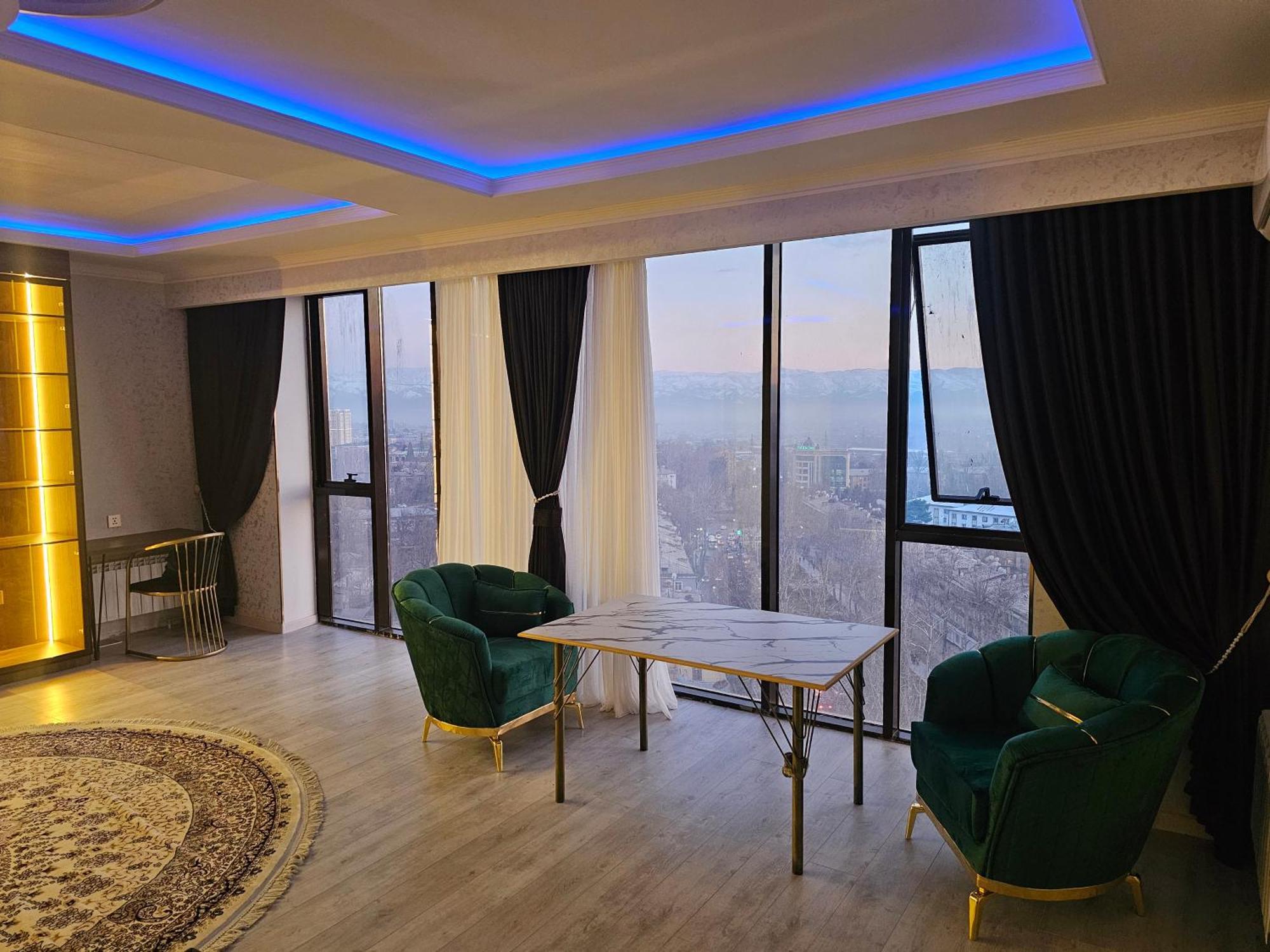 Baland Hotel Душанбе Екстер'єр фото