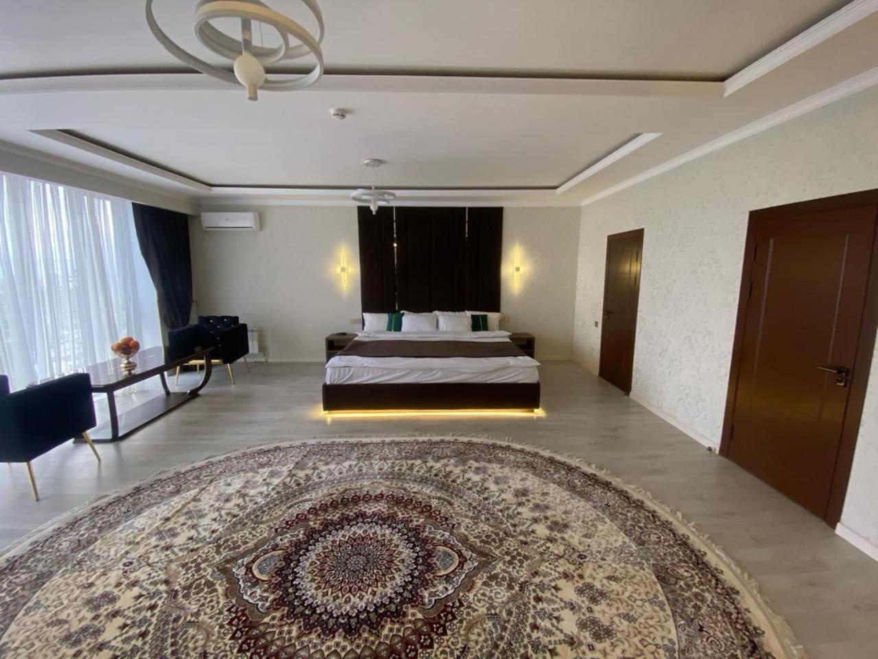 Baland Hotel Душанбе Екстер'єр фото