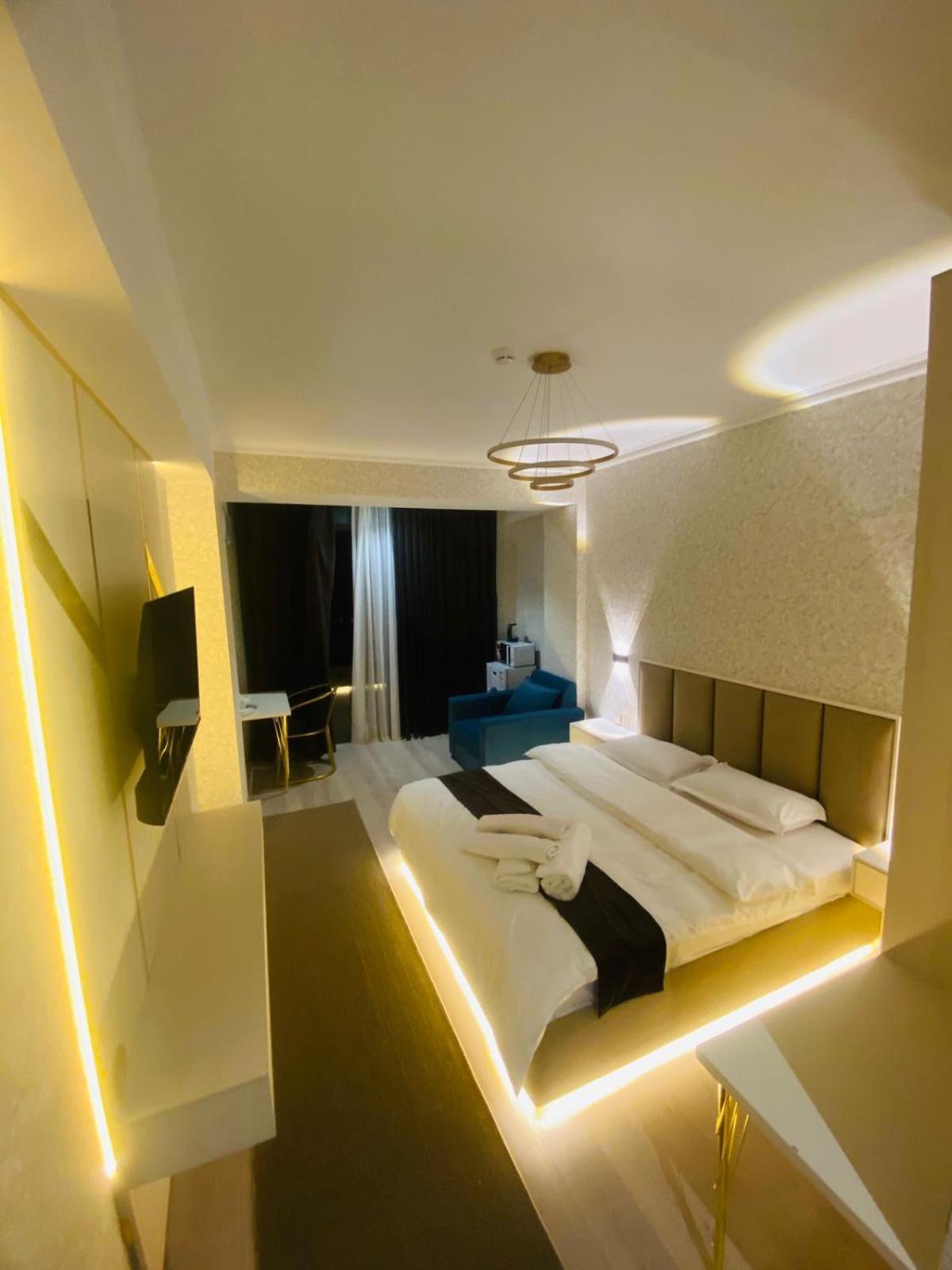 Baland Hotel Душанбе Екстер'єр фото