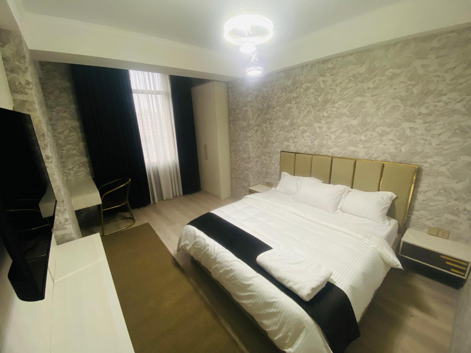 Baland Hotel Душанбе Екстер'єр фото