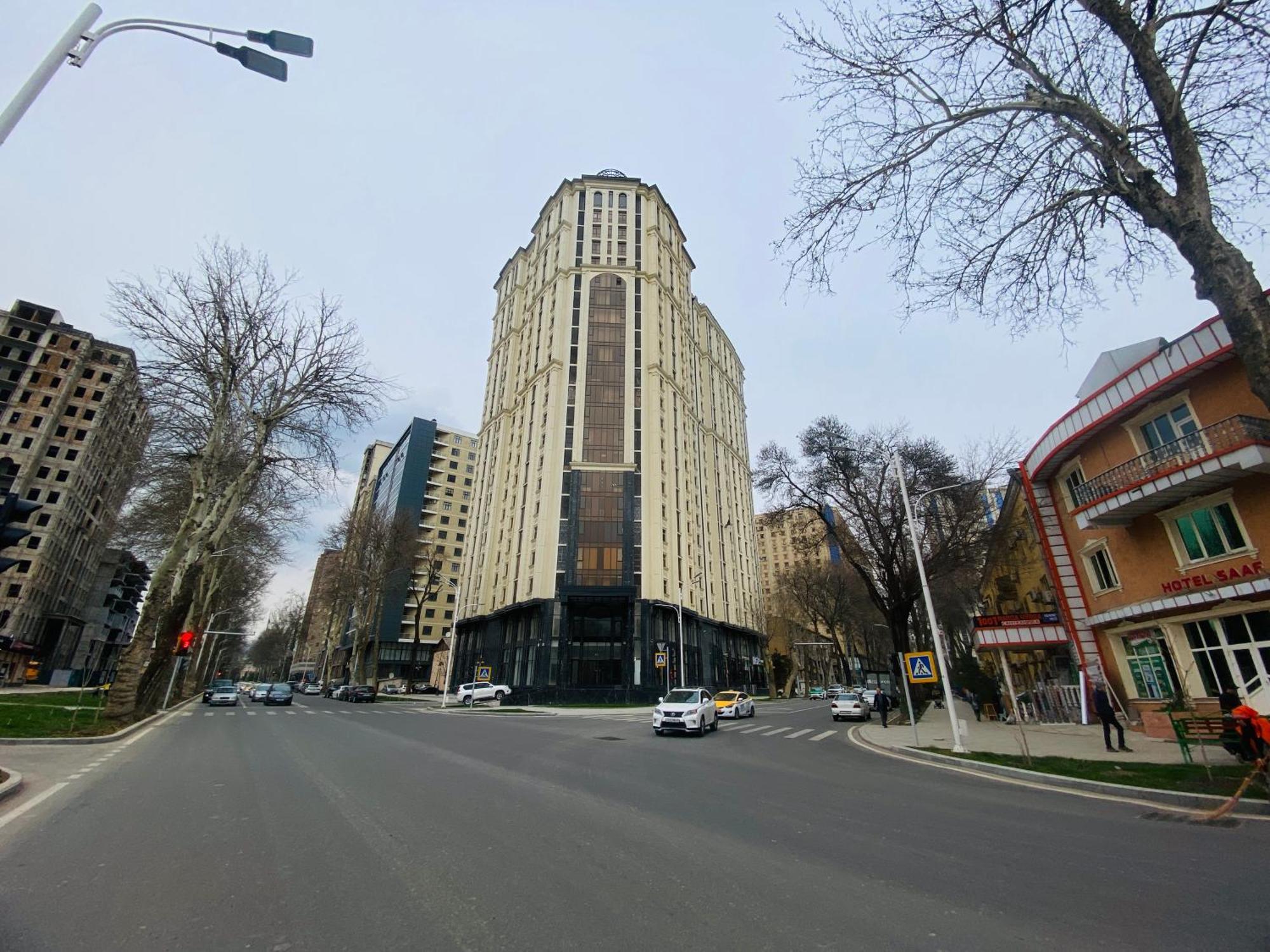 Baland Hotel Душанбе Екстер'єр фото