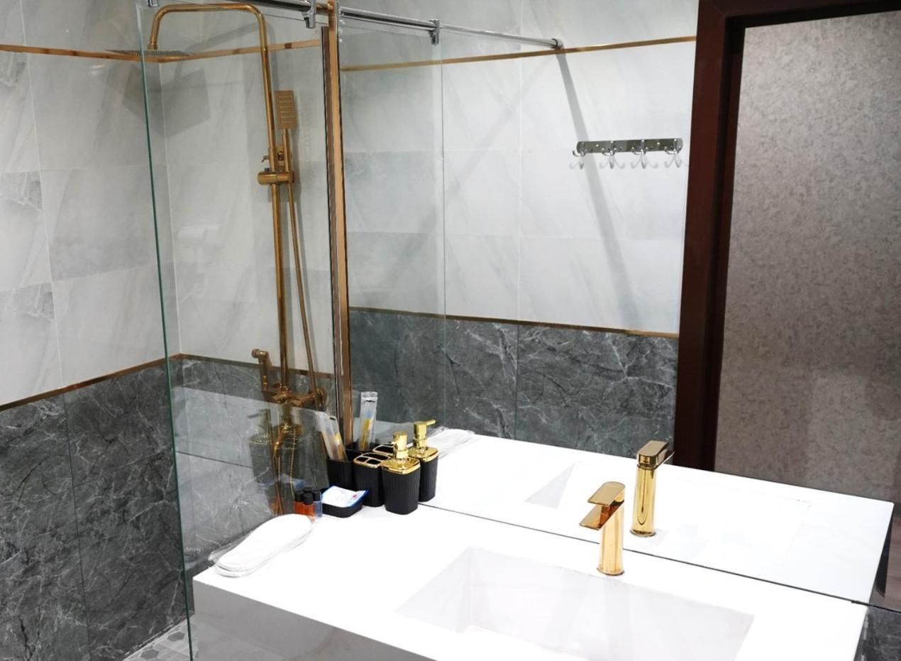 Baland Hotel Душанбе Екстер'єр фото