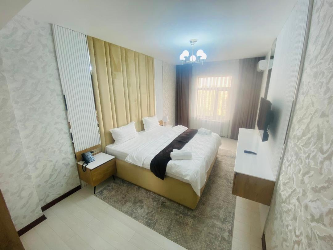 Baland Hotel Душанбе Екстер'єр фото