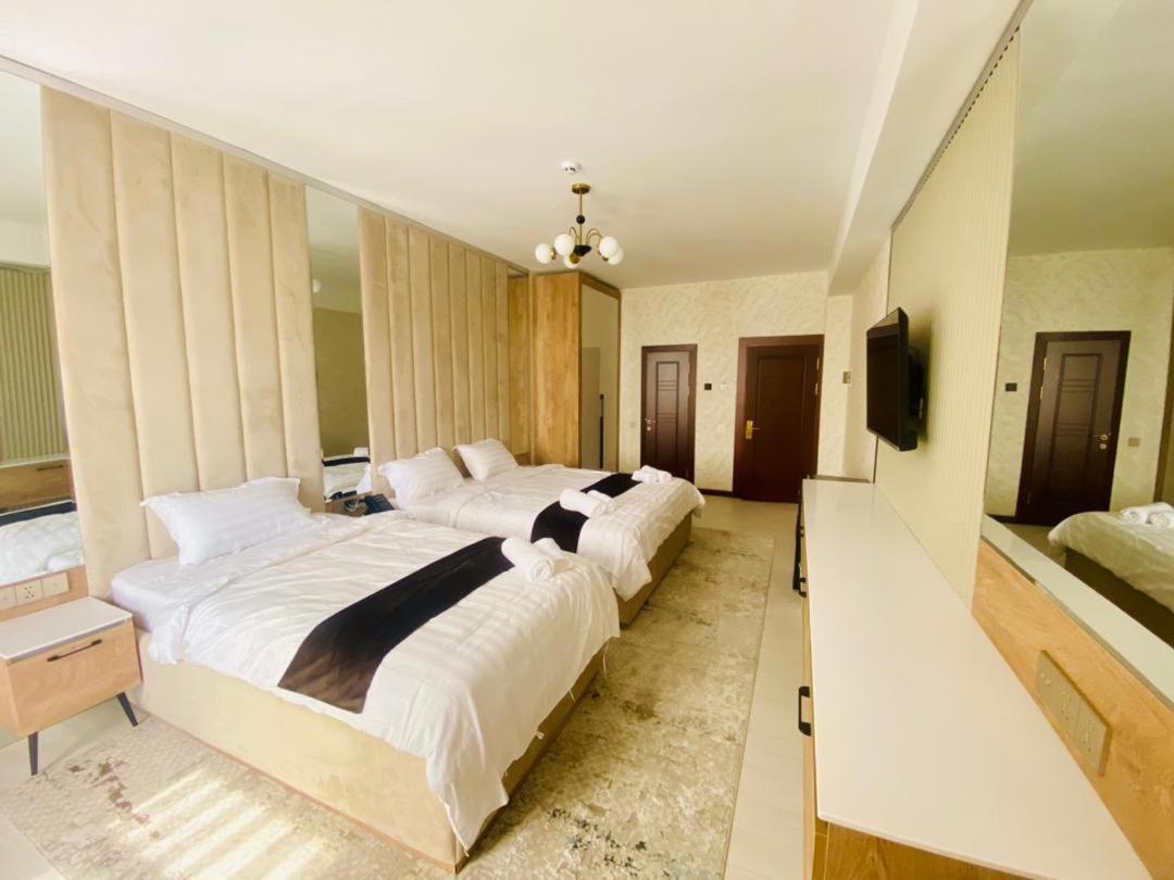 Baland Hotel Душанбе Екстер'єр фото