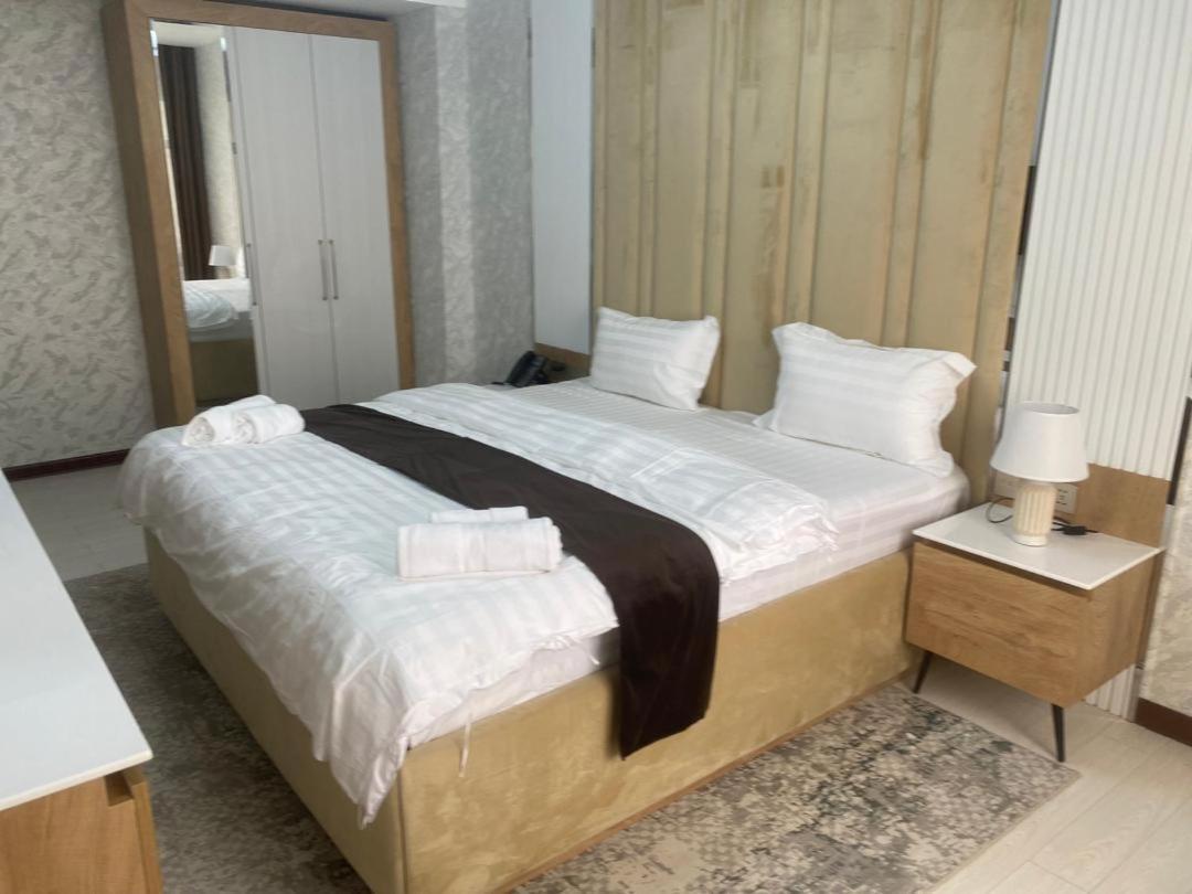 Baland Hotel Душанбе Екстер'єр фото